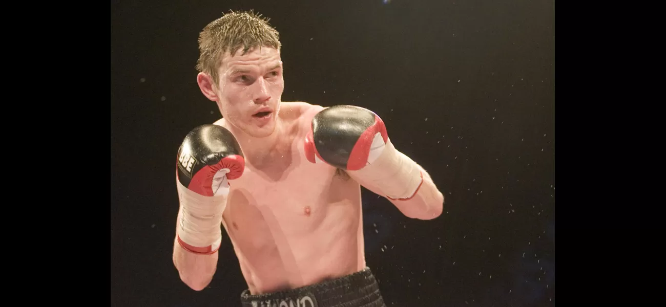Scottish boxing legend Willie Limond passes away after experiencing seizure while behind the wheel.