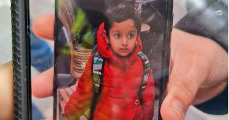 Hurry to find 3-year-old boy missing in central London.