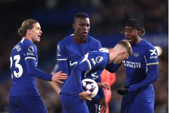 Pochettino praises Chelsea player after penalty dispute between Palmer, Jackson, and Madueke.