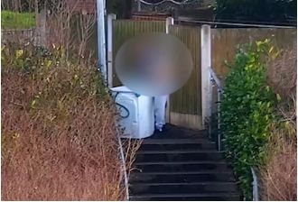 Someone dumped a washing machine in broad daylight and quickly left, in a bold act of illegal dumping.