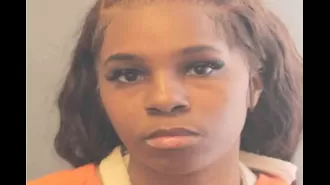 Mother goes on cruise, leaving young kids alone at home for a week.