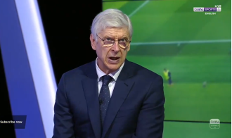 Wenger says Arsenal has one advantage over Man City and Liverpool in Premier League title race.