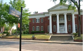 Anonymous donor gifts $20M to Tuskegee University.