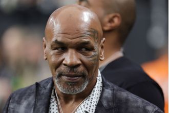 Former heavyweight champion Mike Tyson has quit using marijuana.