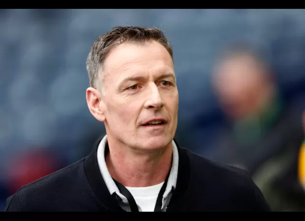 Sutton criticizes unfair judgment of Arsenal's Zinchenko.