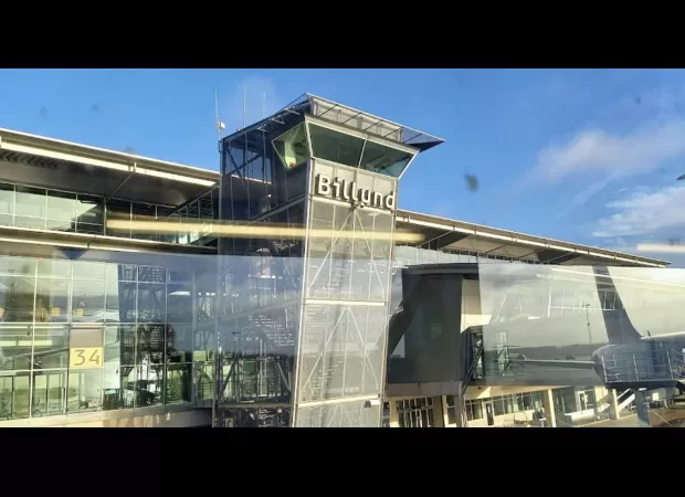 Airport cleared after bomb scare