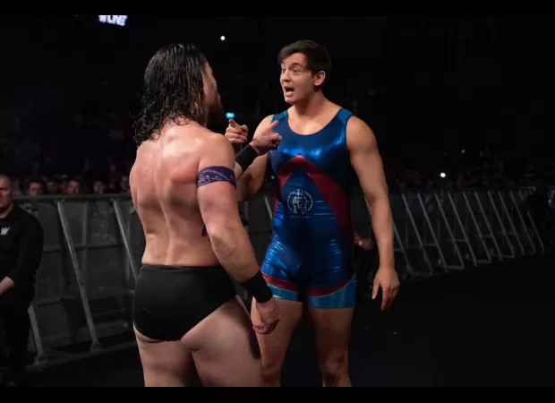 A Gladiators celebrity disrupts a WWE event in London while confronting a popular wrestler.