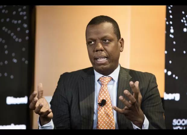 A former JPMorgan executive left the corporate world to provide basic income to those in need.