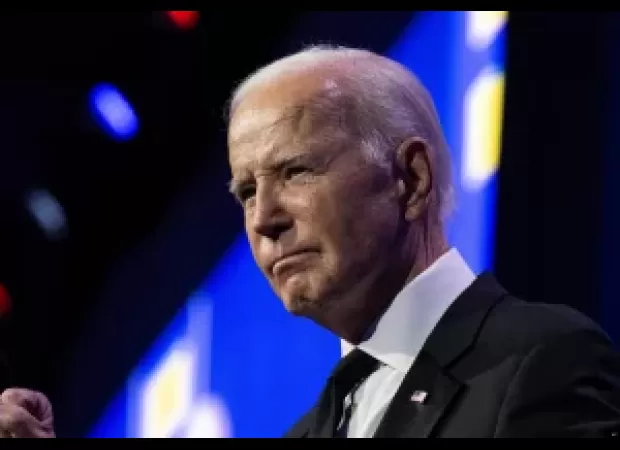 Biden approves $95B in war aid, including support for Ukraine, Israel, and Taiwan.