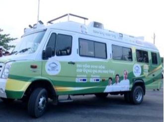 Odisha's ruling party BJD prepares custom buses for Naveen Patnaik's campaign.