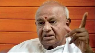 Deve Gowda criticizes Rahul Gandhi for his promise to redistribute wealth.