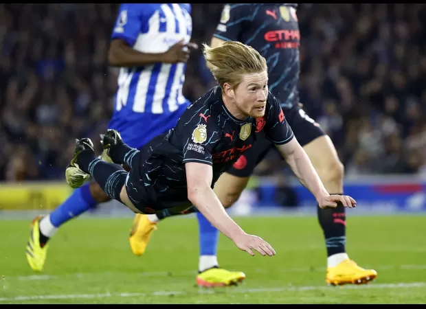 De Bruyne's header likened to Man Utd legend.