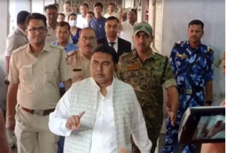 CBI finds large amount of weapons and explosives in the home of Shahjahan's relative in Sandeshkhali.