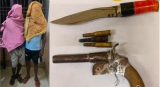 Police arrest two criminals from Jharkhand.