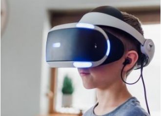 Meta suffers massive financial losses in attempt to dominate the AR-VR industry.