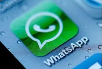 WhatsApp's update lets users access list of favorite chats from the chats tab by using the new filter option.