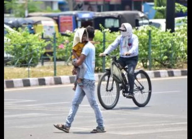 Odisha experiences high temperatures as Bhubaneswar reaches a scorching 44.6 degree Celsius due to a heatwave.