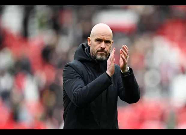 Ten Hag gives up on Man Utd's top-four chances and criticizes refs' decisions.