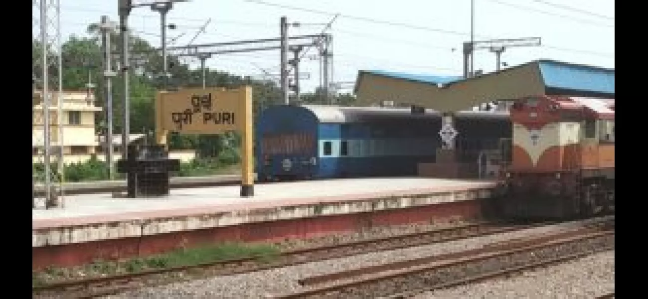 Four workers hurt in collapse of Puri railway station portico under construction.