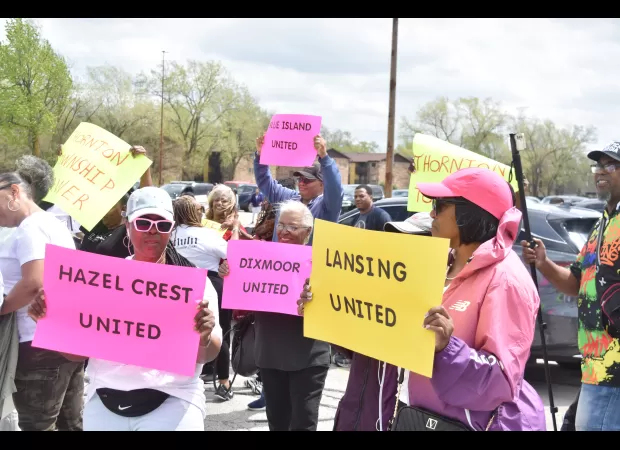 Thornton Township community members unite to plan opposition to Tiffany Henyard.