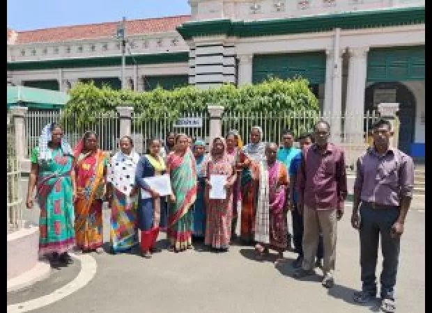 People in Keonjhar come together to safeguard trees.