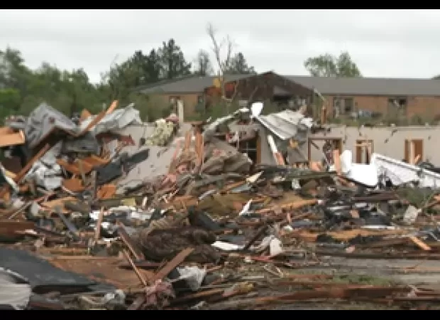 Tornadoes in Oklahoma leave 4 dead.