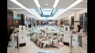 Westfield plans to remove flowers and tributes left for the victims of the Bondi massacre.