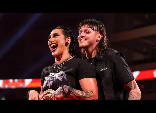 WWE fans are angry and believe a wrestler is being unfaithful to their injured partner.