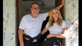 Amanda Holden and Alan Carr sold their 85p home for a large amount of money.