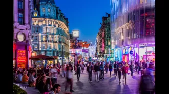 London's lack of 24-hour activity is negatively affecting tourism.