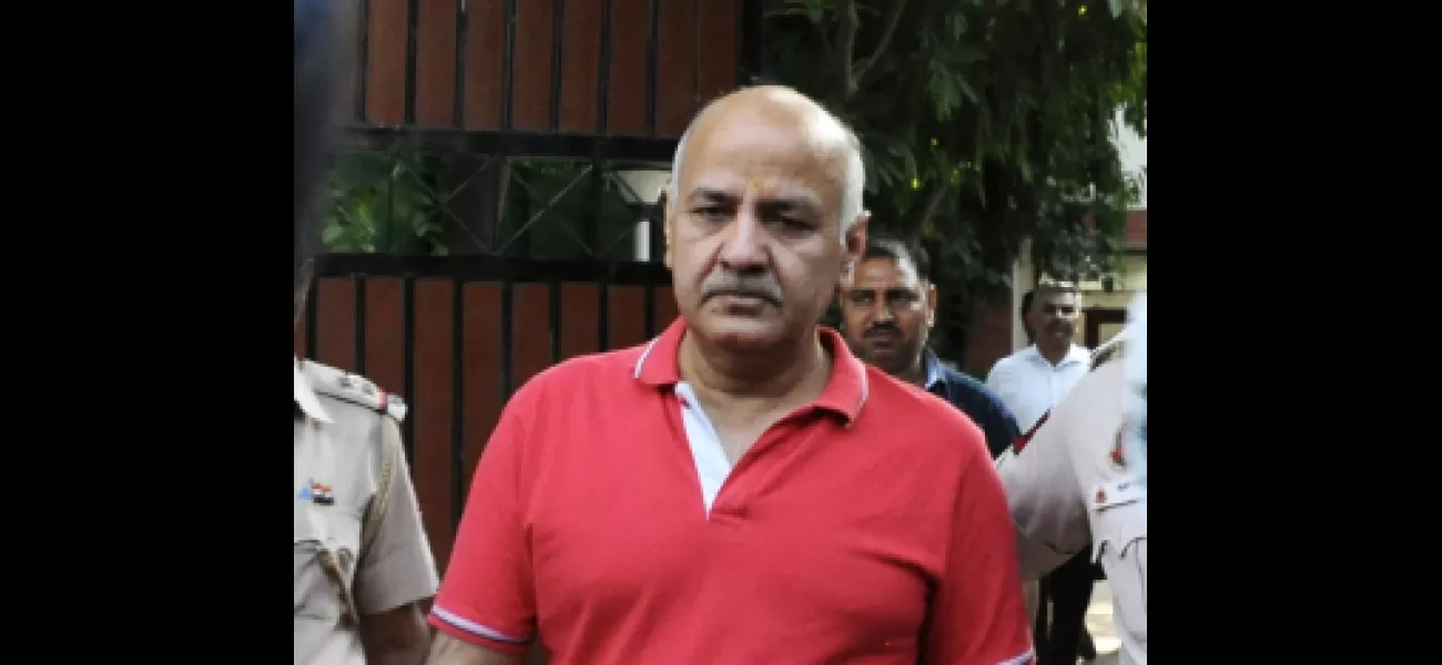 Manish Sisodia, Delhi's Deputy CM, appeals to HC after being denied bail by trial court in excise policy case. #DelhiHC #ManishSisodia #baildenied