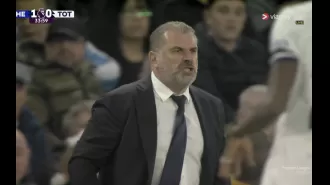 In upset against Chelsea, Ange Postecoglou angrily confronts Tottenham players.