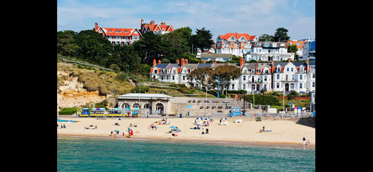 Relaxed UK coastal town, perfect escape from fast-paced life.