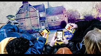 The school's strict device policy prohibits the use of smartwatch apps.