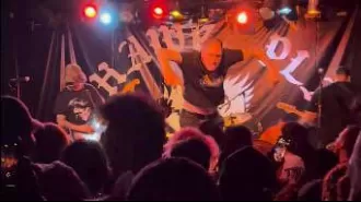 Fan severely injured when Australian singer dives into crowd.