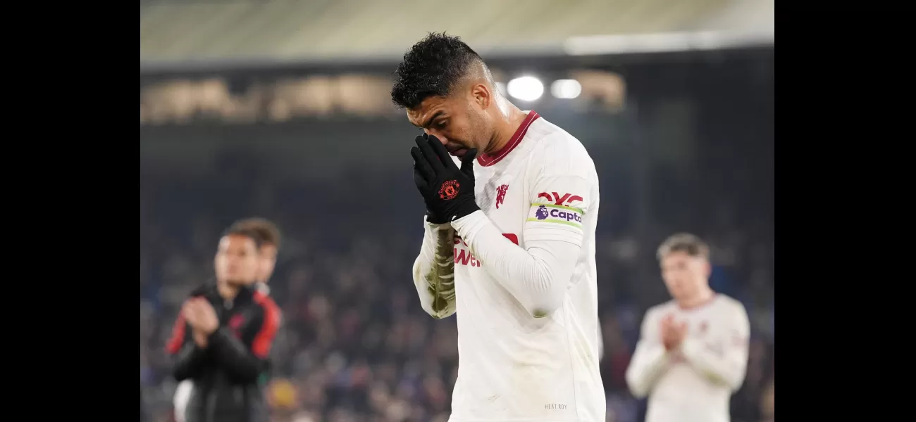 Ajax coach ten Hag comments on Casemiro's poor performance in Man United's loss to Crystal Palace.