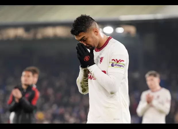 Ajax coach ten Hag comments on Casemiro's poor performance in Man United's loss to Crystal Palace.