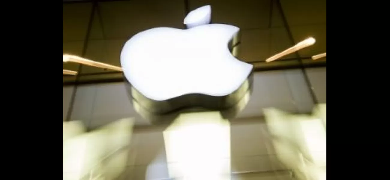 Apple in process of developing its own AI processors for use in data centres, according to report.