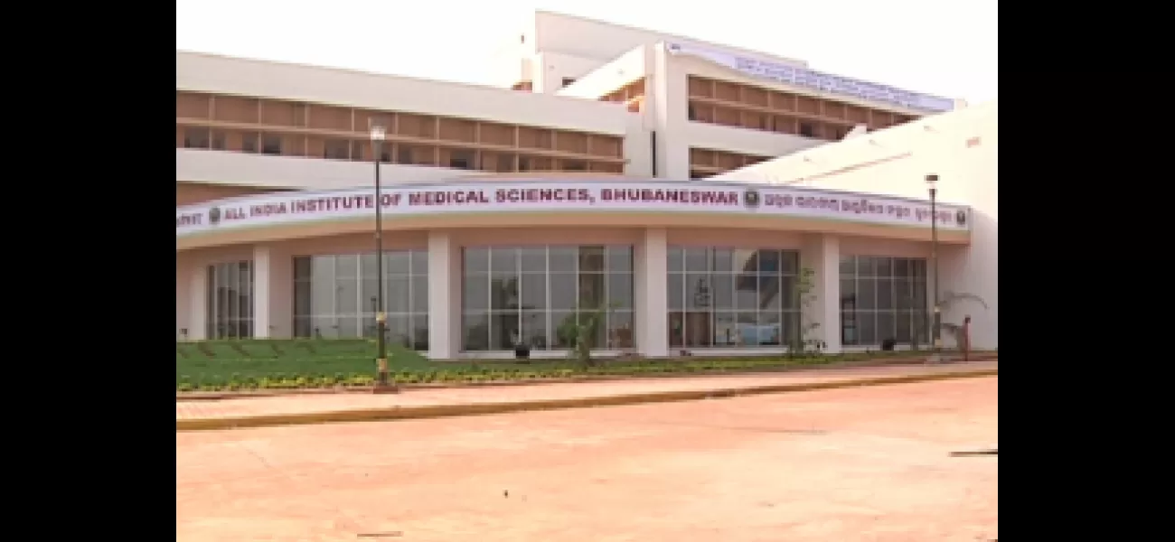 Doctors in Bhubaneswar's AIIMS successfully remove scalp tumor from a man from Bengal.