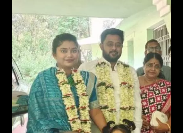 In Odisha's Pipili, a wife of a BJD candidate has filed her own nomination as an independent candidate against her husband.