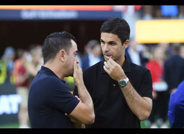 Barcelona meets with agent of desired Arsenal player, but hit potential issue.