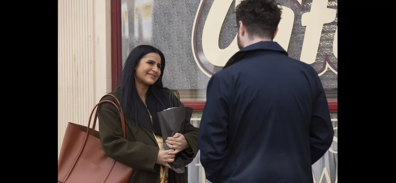 Pregnant actress leaves Coronation Street, emotional departure announced.