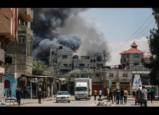 Israel is stepping up pressure on Hamas after the militant group agreed to a ceasefire in Gaza.