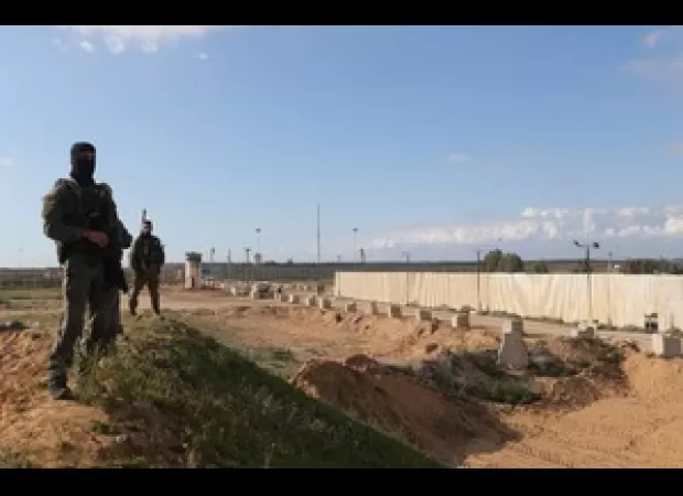 Israeli army kills Hamas naval commander in Gaza.