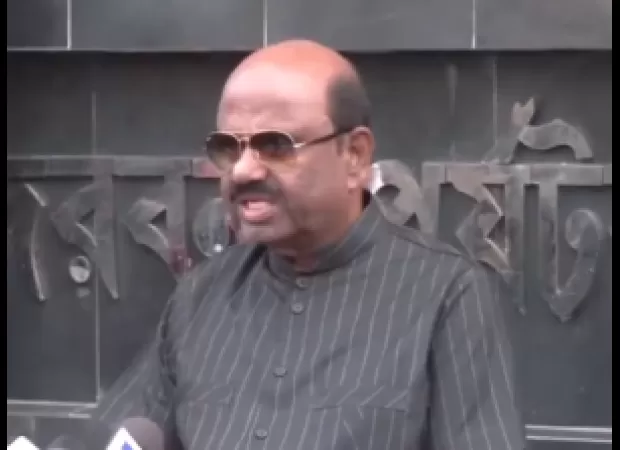 Bengal Governor accused of molestation: Bose shares Raj Bhavan CCTV footage with public.