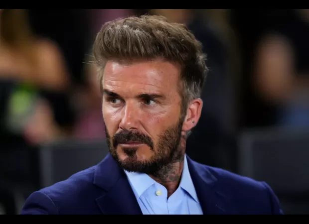 Beckham encourages struggling Man Utd squad.