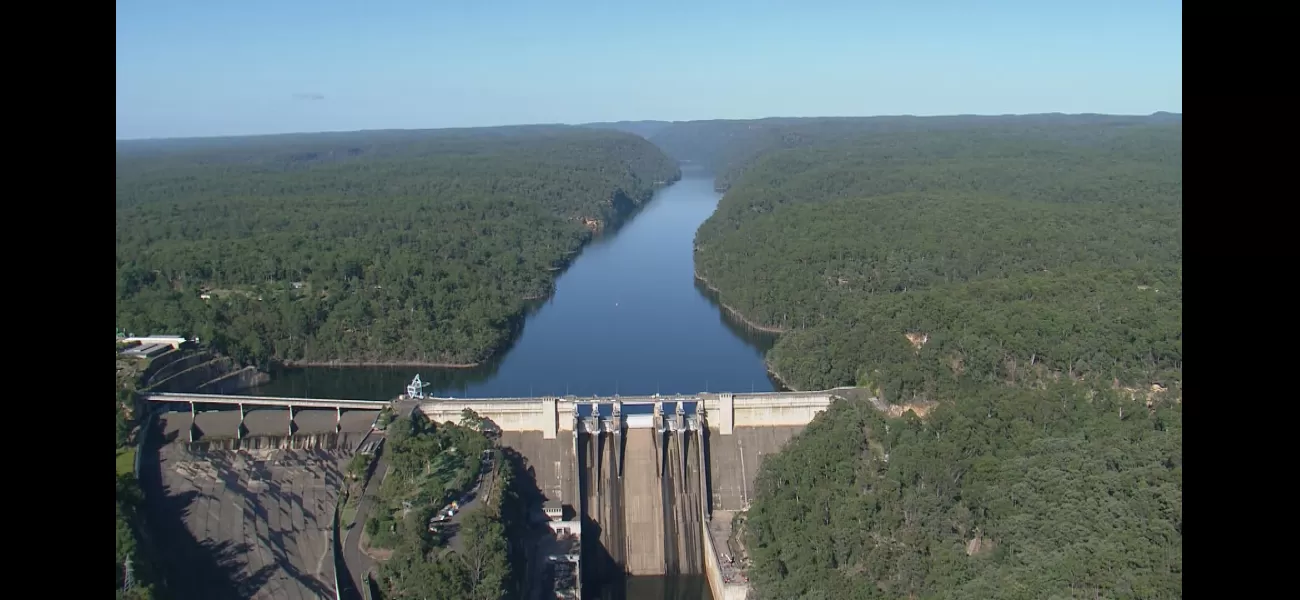 Warragamba Dam almost full, close to overflowing.