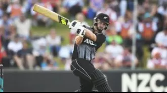 Colin Munro has decided to retire from international cricket after not being selected for the T20 World Cup.