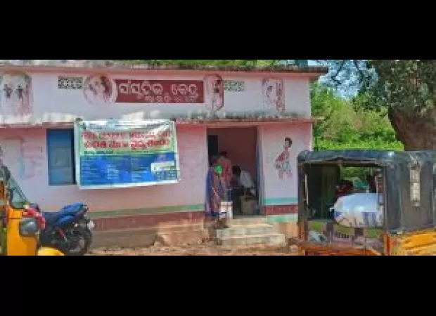 Police break down medical camp in Pottangi, Andhra Pradesh.