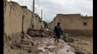 Taliban reports hundreds dead and injured due to flash floods in Afghanistan.